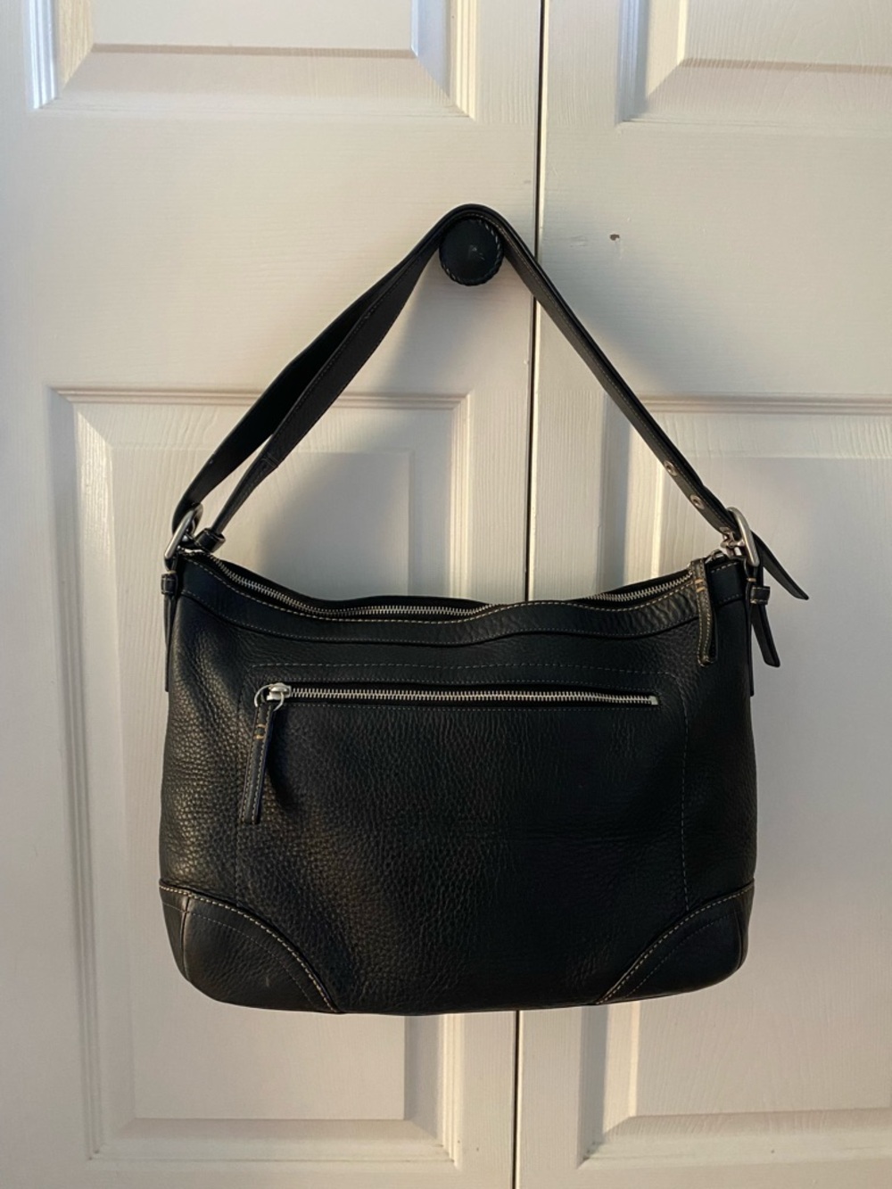 Coach Vintage Black Leather Shoulder Bag with Silver Hardware